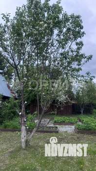 Дом 30м&sup2;, 2-этажный, участок 6 сот.  