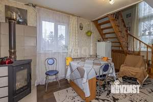 Дом 100м², 2-этажный, участок 6 сот.  