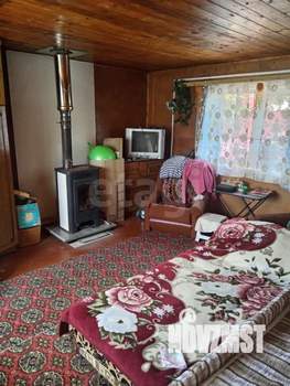 Дом 50м&sup2;, 2-этажный, участок 4 сот.  