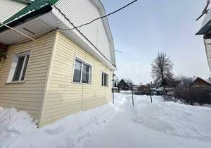 Дом 100м&sup2;, 2-этажный, участок 0 сот.  