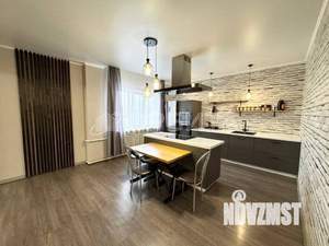 Дом 240м², 2-этажный, участок 8 сот.  