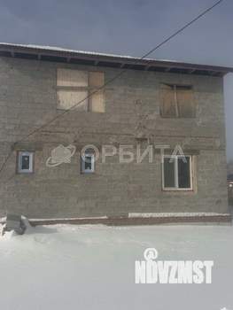 Дом 180м&sup2;, 2-этажный, участок 8 сот.  