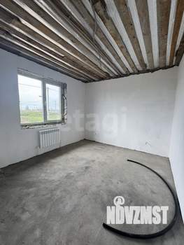 Дом 100м&sup2;, 1-этажный, участок 7 сот.  