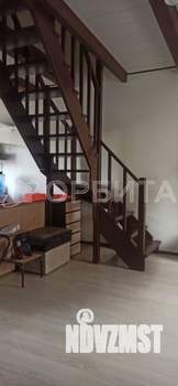 Дом 80м&sup2;, 2-этажный, участок 8 сот.  