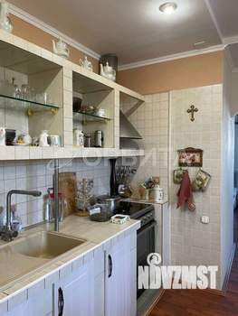 Дом 256м&sup2;, 2-этажный, участок 13 сот.  