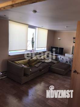 Дом 200м&sup2;, 2-этажный, участок 5 сот.  