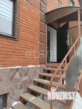 Дом 300м&sup2;, 3-этажный, участок 11 сот.  