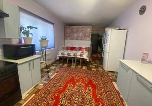 Дом 150м&sup2;, 2-этажный, участок 10 сот.  