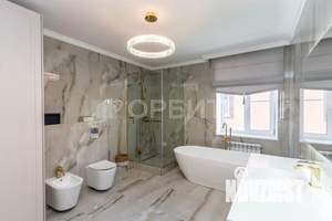 Таунхаус 216м², 2-этажный, участок 5 сот.  