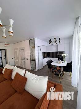 Таунхаус 102м&sup2;, 3-этажный, участок 2 сот.  