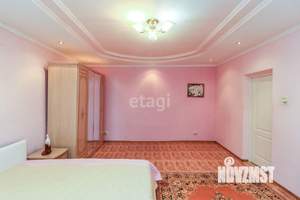 Коттедж 198м², 2-этажный, участок 5 сот.  