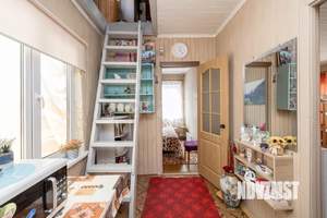 Дом 60м&sup2;, 2-этажный, участок 6 сот.  