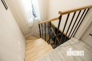 Дом 94м&sup2;, 2-этажный, участок 5 сот.  