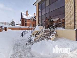 Дом 372м&sup2;, 2-этажный, участок 17 сот.  