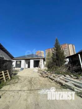 Дом 110м&sup2;, 1-этажный, участок 6 сот.  