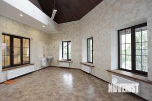 Коттедж 750м², 3-этажный, участок 11 сот.  