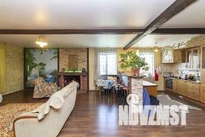 Дом 364м&sup2;, 2-этажный, участок 10 сот.  