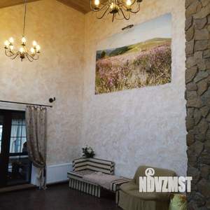 Дом 750м&sup2;, 2-этажный, участок 11 сот.  