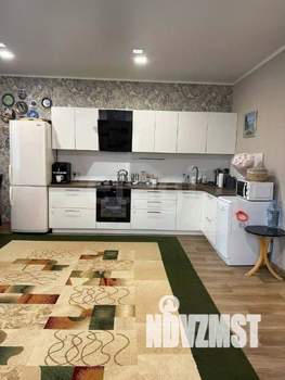 Дом 140м&sup2;, 2-этажный, участок 6 сот.  