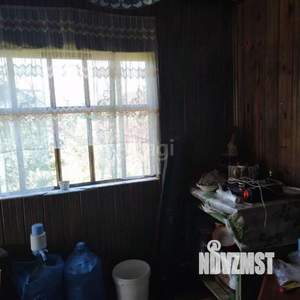 Дом 30м&sup2;, 2-этажный, участок 6 сот.  