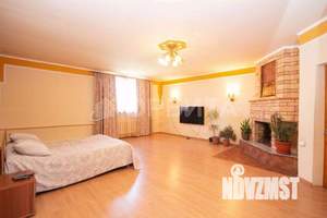 Дом 400м², 2-этажный, участок 13 сот.  