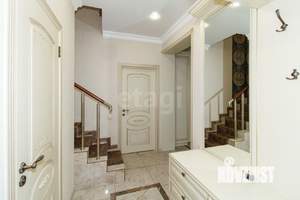 Дом 128м&sup2;, 2-этажный, участок 6 сот.  