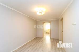 Дом 198м&sup2;, 2-этажный, участок 4 сот.  