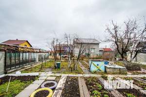 Дом 60м&sup2;, 2-этажный, участок 6 сот.  