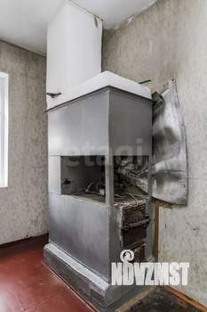 Дом 24м&sup2;, 2-этажный, участок 5 сот.  