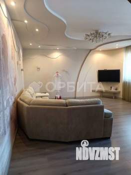 Дом 358м&sup2;, 2-этажный, участок 14 сот.  