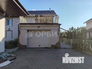 Дом 213м&sup2;, 2-этажный, участок 12 сот.  