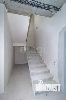 Дом 180м&sup2;, 2-этажный, участок 5 сот.  