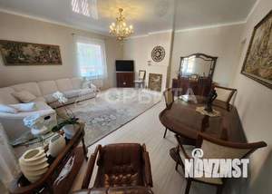 Дом 300м², 2-этажный, участок 15 сот.  