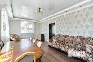 Дом 180м², 2-этажный, участок 9 сот.  
