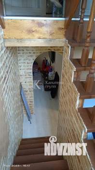 Дом 180м&sup2;, 3-этажный, участок 4 сот.  