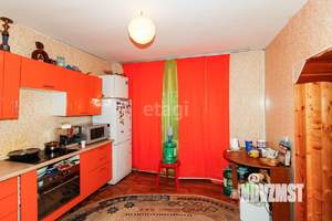 Дом 100м&sup2;, 2-этажный, участок 5 сот.  