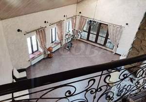 Дом 280м&sup2;, 2-этажный, участок 8 сот.  