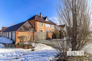 Дом 280м&sup2;, 2-этажный, участок 10 сот.  