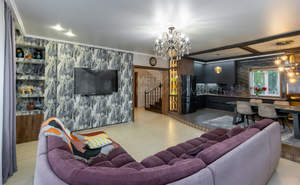 Дом 280м&sup2;, 3-этажный, участок 12 сот.  