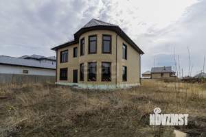 Дом 224м², 2-этажный, участок 8 сот.  