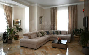 Дом 350м&sup2;, 3-этажный, участок 11 сот.  