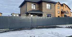 Дом 130м&sup2;, 2-этажный, участок 0 сот.  
