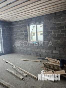 Дом 100м², 2-этажный, участок 6 сот.  