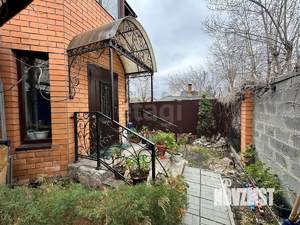 Дом 236м&sup2;, 4-этажный, участок 2 сот.  