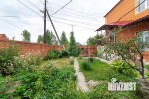 Дом 445м², 2-этажный, участок 10 сот.  