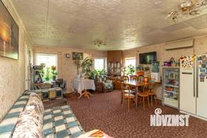 Дом 138м², 2-этажный, участок 12 сот.  