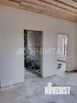 Дом 97м&sup2;, 2-этажный, участок 5 сот.  