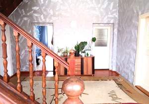 Дом 90м², 2-этажный, участок 10 сот.  