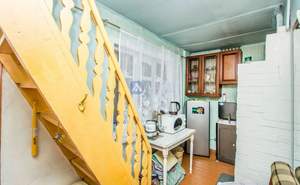 Дом 60м², 2-этажный, участок 6 сот.  