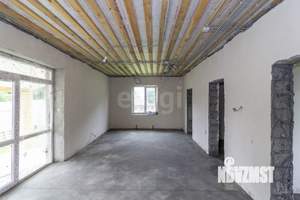 Дом 80м&sup2;, 2-этажный, участок 6 сот.  